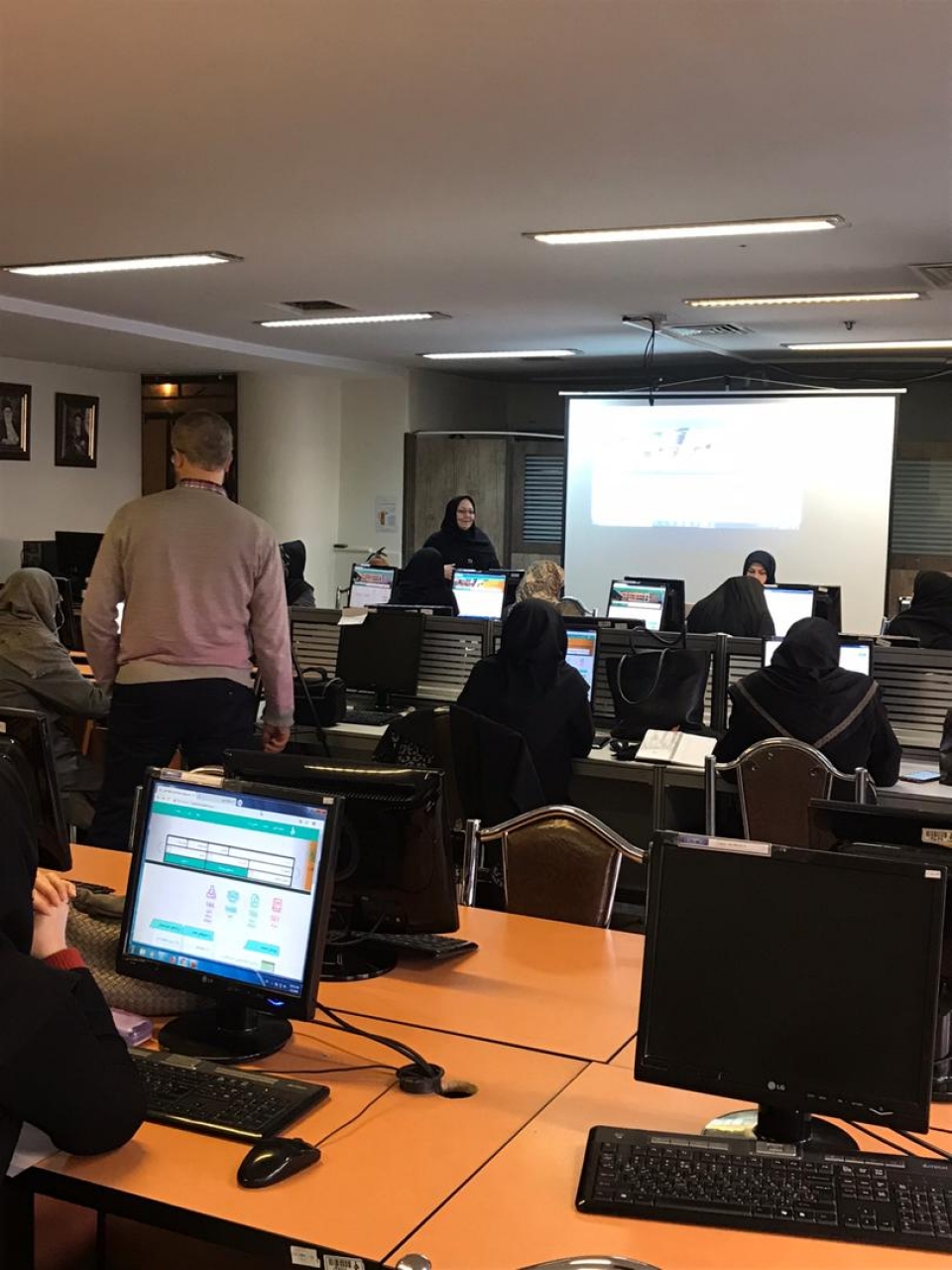 برگزاری کارگاه آموزشی آرشیو دیجیتال دانشگاه الزهرا